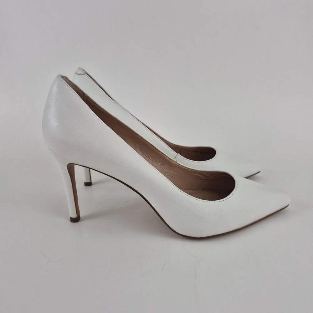 Banana Republic 12-Hour Pump White Leather Pointed Toe Stiletto Heels 8M